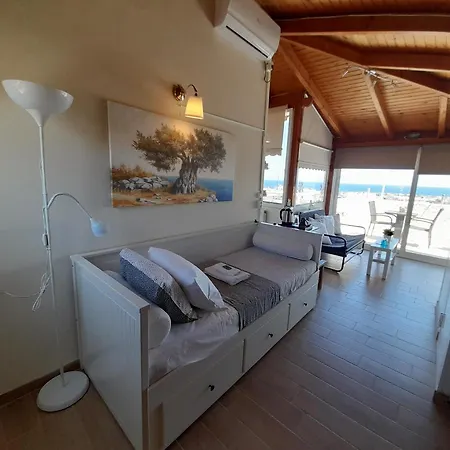 Cozy Near The Airport Apartment *